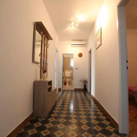 Apartman Ivana *