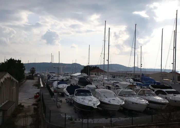 Ivana Appartamento *